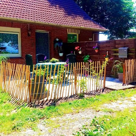Fewo Unner'D Kastanje Moormerland Exterior foto